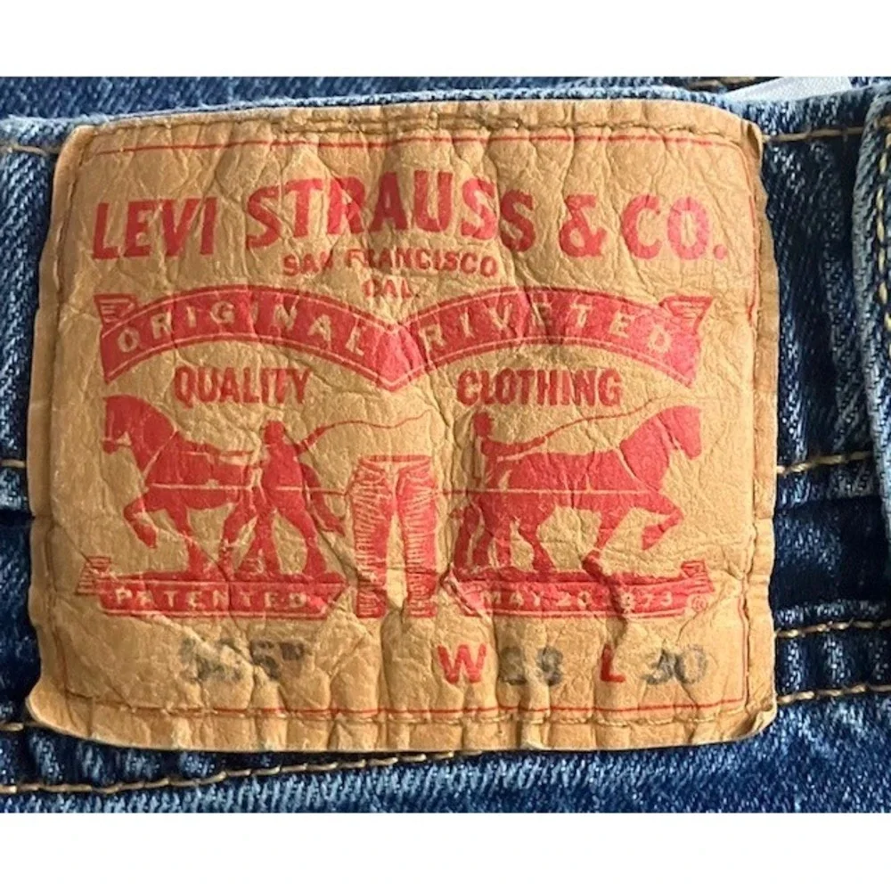 Levi's 505 Jeans Men's 38 X 30 Regular Fit Straight Leg Denim Medium Wash
